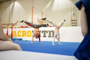 Секция гимнастики и акробатики 