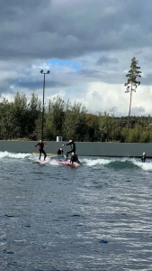 VODA & SURF — школа серфинга на самой большой искусственной волне в России