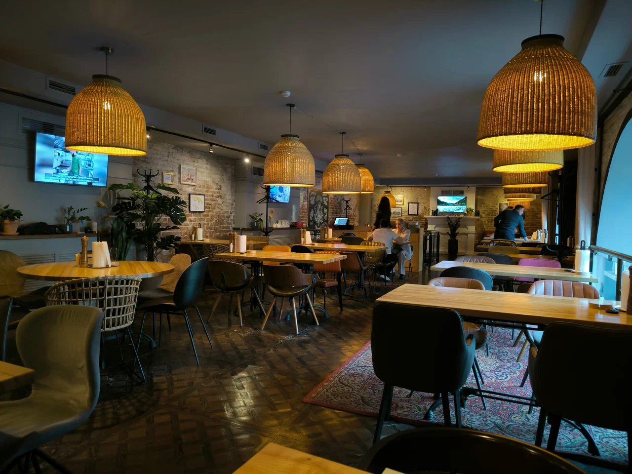 Раковарня Клешни и Хвосты