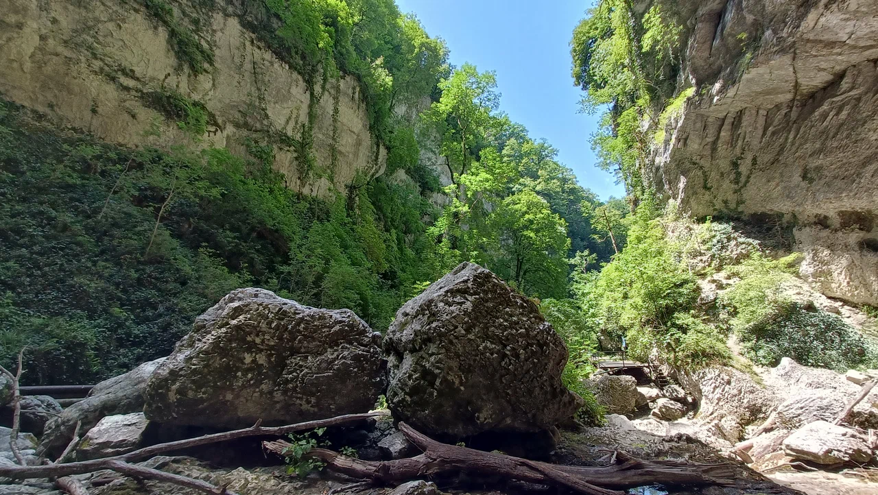 Ущелье Ахцу