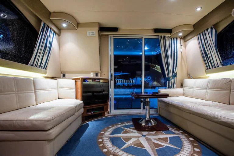 Морские прогулки