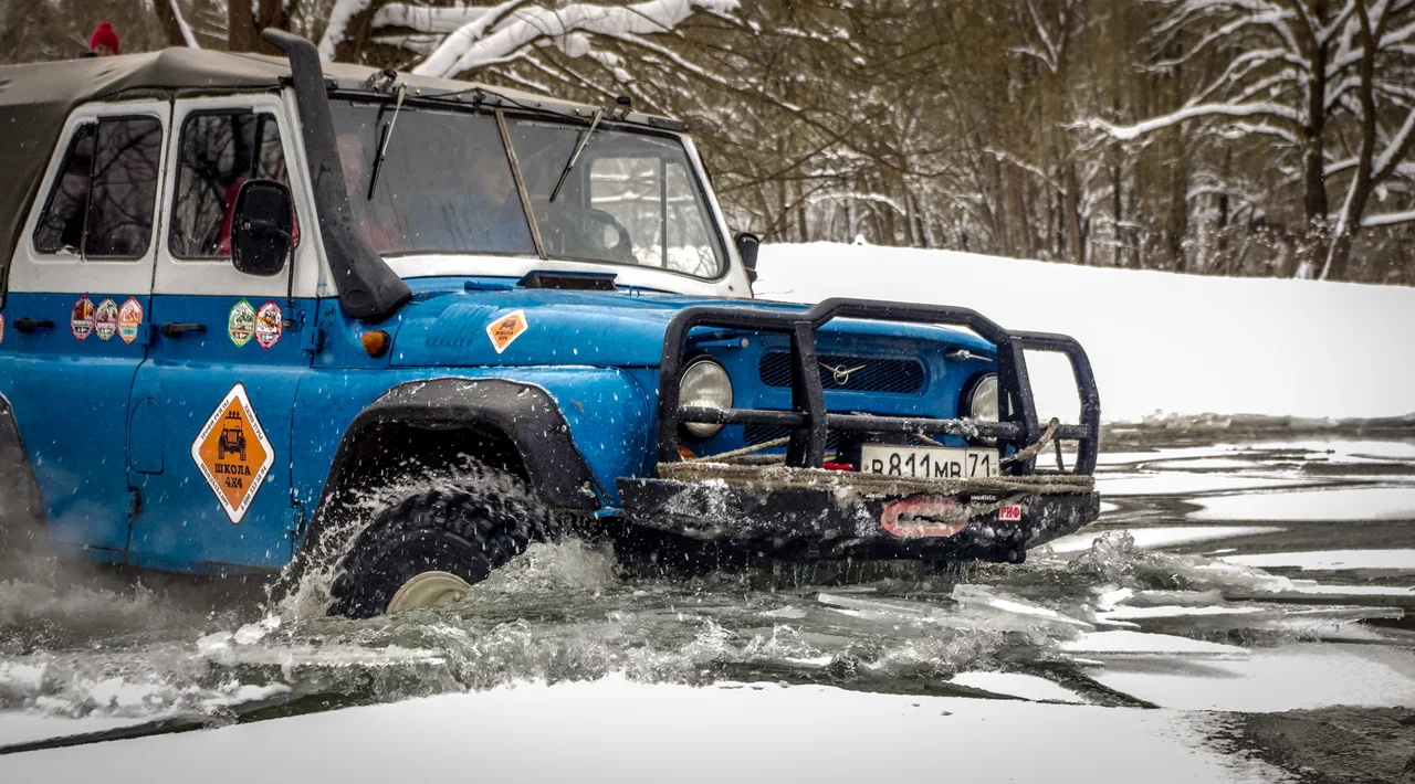 Школа внедорожного вождения команды 