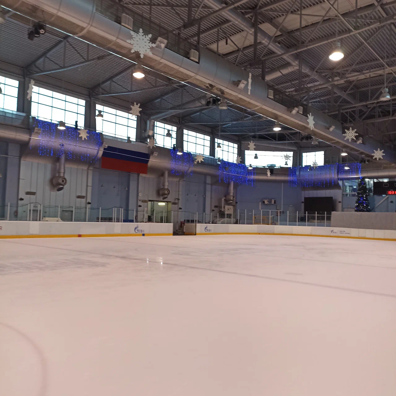 Таврический сад каток